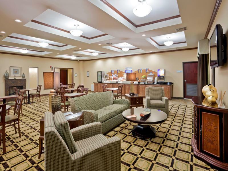 Holiday Inn Express Hotel & Suites Dumas By Ihg Exterior foto